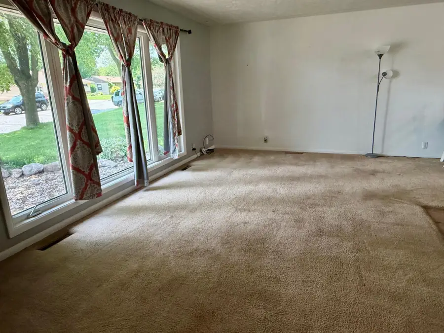 406 Olander Street, Worthington, MN 56187 - #3