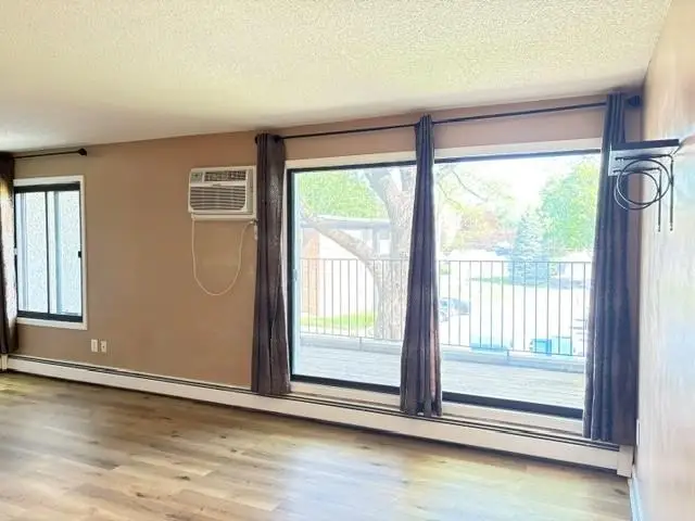 4110 Rahn Road #221, Eagan, MN 55122 - #2