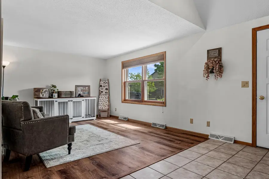 1214 Willow Street, La Crescent, MN 55947 - #3
