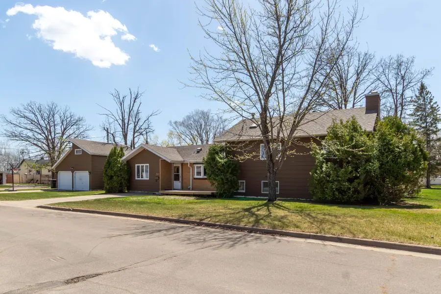 300 27th Street Ne, Bemidji, MN 56601 - #2