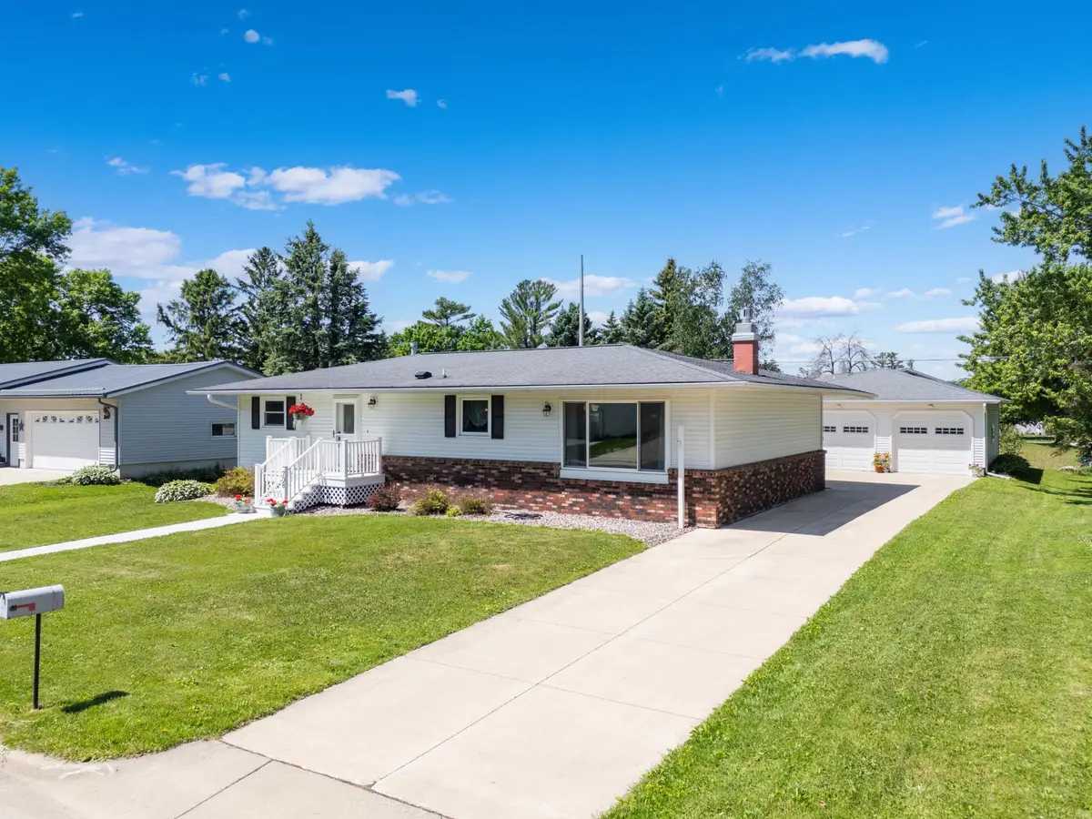 708 Lyndale Avenue, Spring Valley, MN 55975 - #1