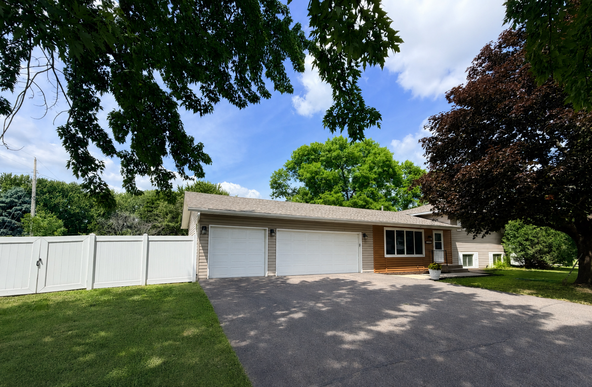 16290 Galena Avenue W, Rosemount, MN 55068 - #1