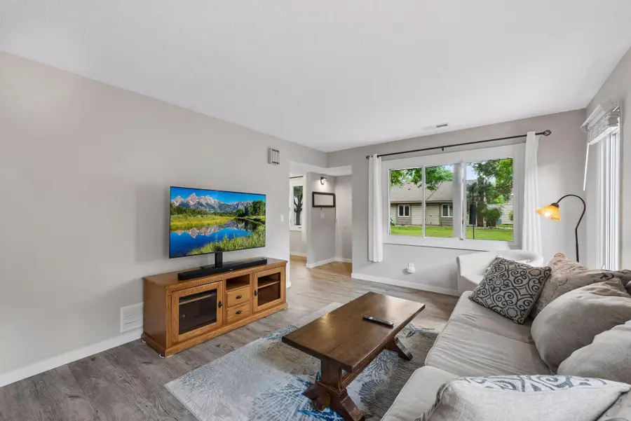 4681 Horten Point, Eagan, MN 55122 - #2