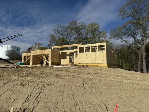 6518 Peaceful Lane, Chanhassen, MN 55317