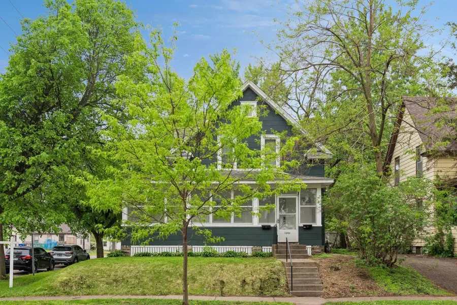 1282 Hewitt Avenue, Saint Paul, MN 55104 - #3