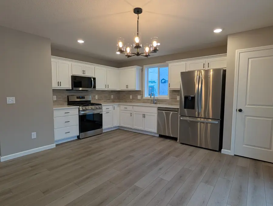 10550 Goodview Avenue S, Cottage Grove, MN 55016 - #3