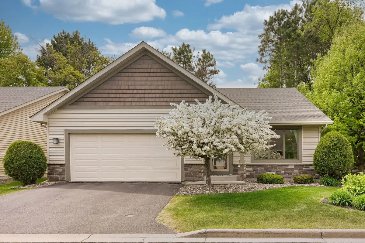 1003 Farrell Street S, Maplewood, MN 55119 - #1