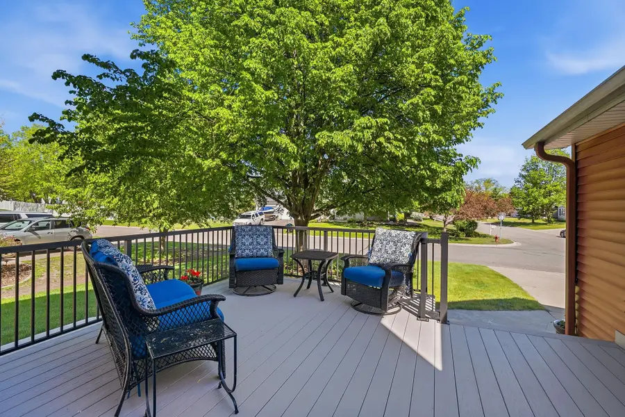 1165 Berwick Lane, Mahtomedi, MN 55115 - #3