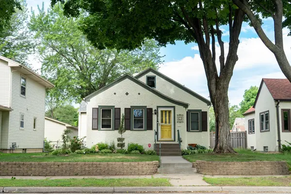4425 Knox Avenue N, Minneapolis, MN 55412