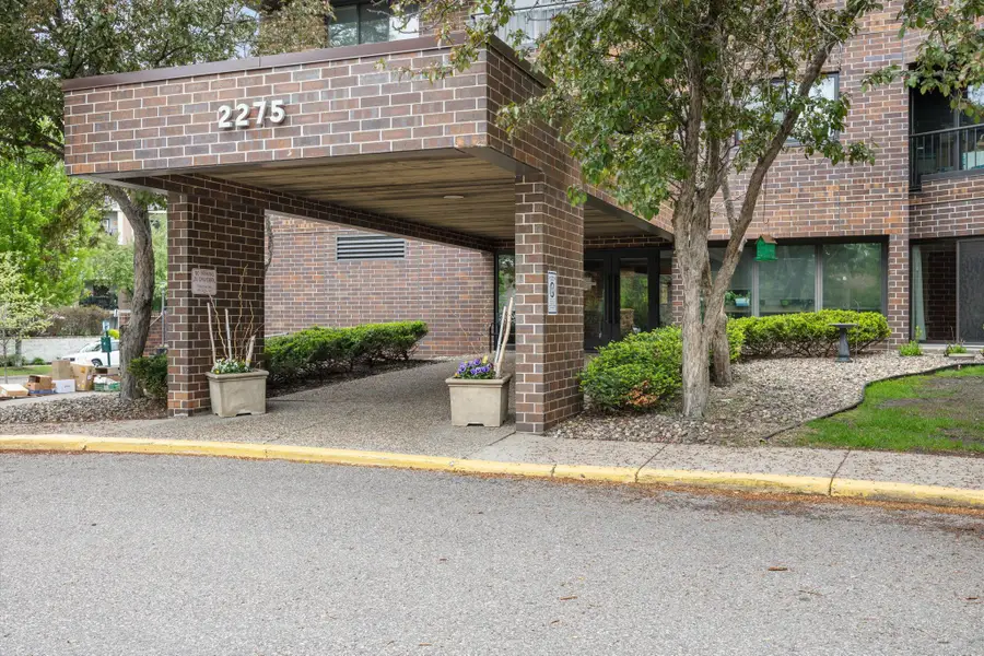 2275 Youngman Avenue #106W, Saint Paul, MN 55116 - #2