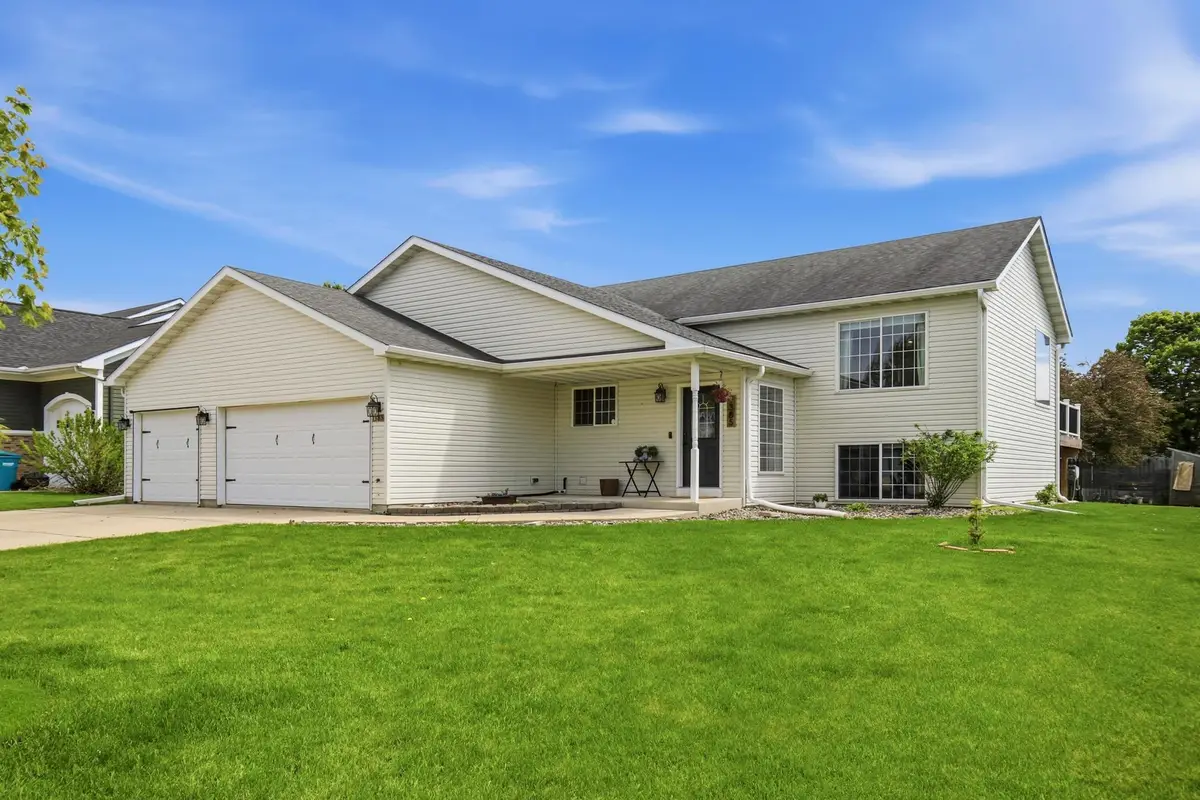1385 Cottage Lane Se, Owatonna, MN 55060 - #1