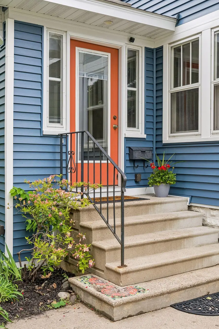 1601 Thomas Avenue, Saint Paul, MN 55104 - #2