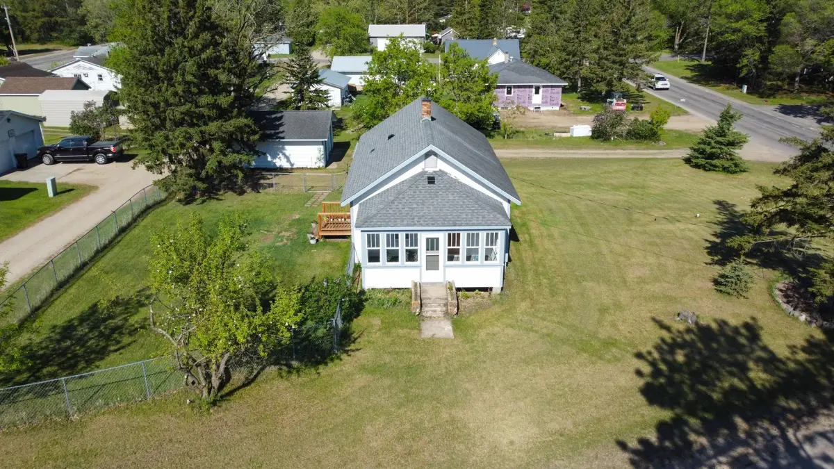 17 Balsam Avenue Nw, Menahga, MN 56464 - #1