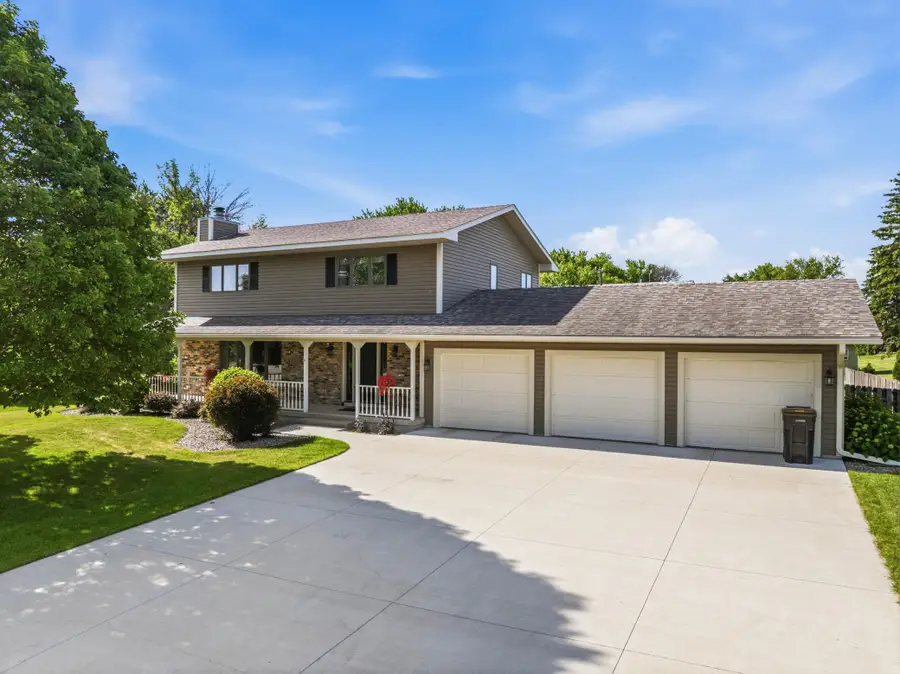 1203 22nd Avenue Sw, Austin, MN 55912 - #2