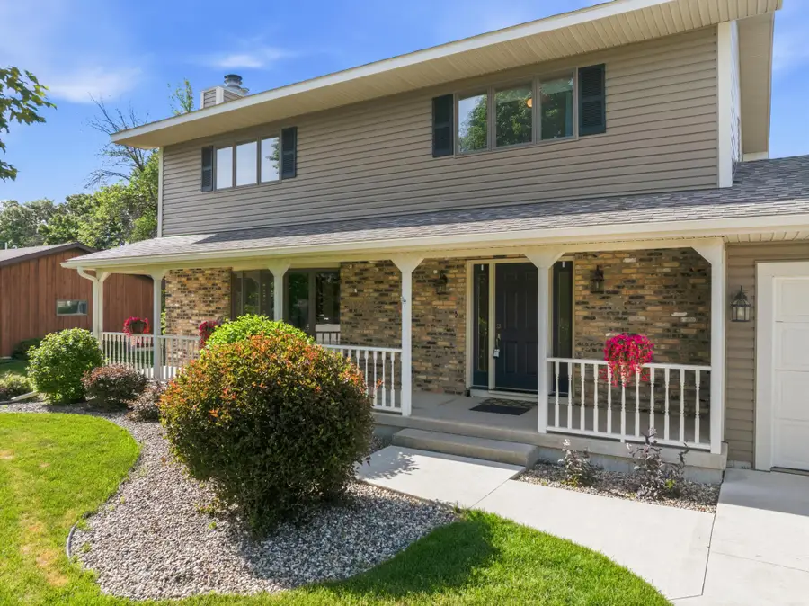 1203 22nd Avenue Sw, Austin, MN 55912 - #3