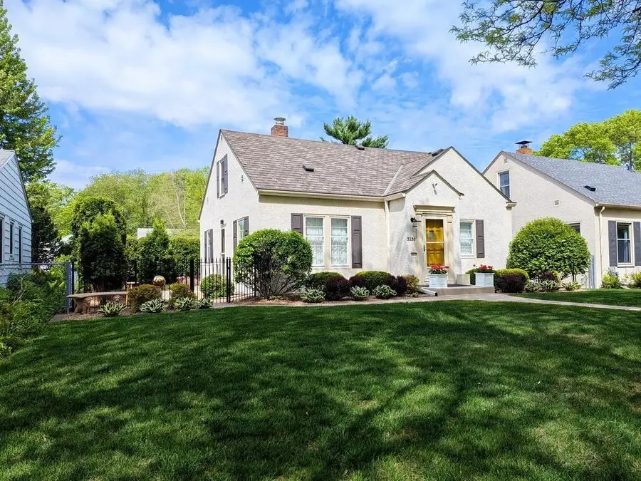 3230 Mckinley Street Ne, Minneapolis, MN 55418 - #3