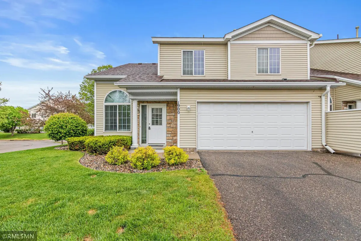 1900 Hawthorne Point, Hudson, WI 54016 - #1