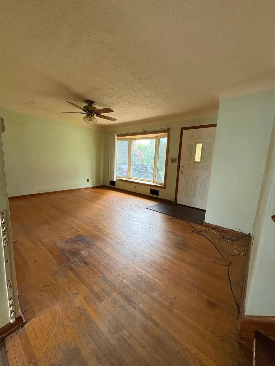 2539 Cowern Place E, North Saint Paul, MN 55109 - #3