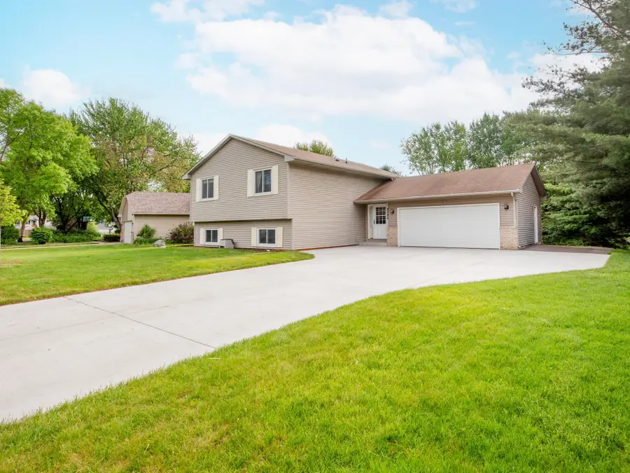 9385 Jasmine Avenue S, Cottage Grove, MN 55016 - #3