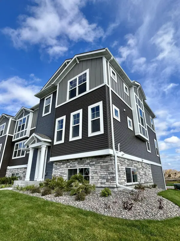 13571 Pine Drive, Rogers, MN 55374
