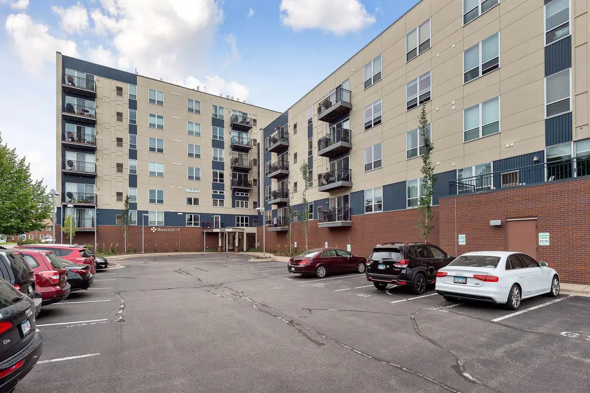 1502 5th Street N #303, Hopkins, MN 55305 - #1