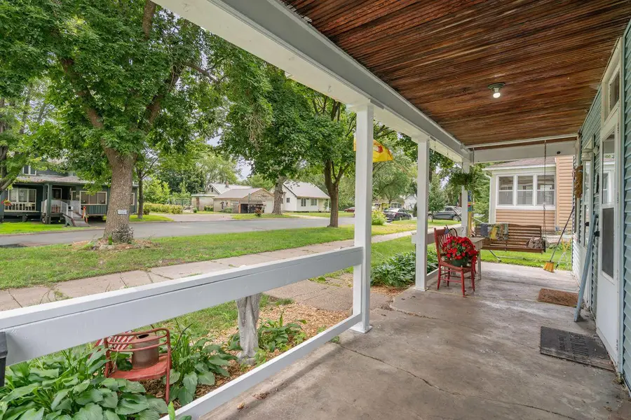 656 2nd Street N, Bayport, MN 55003 - #2