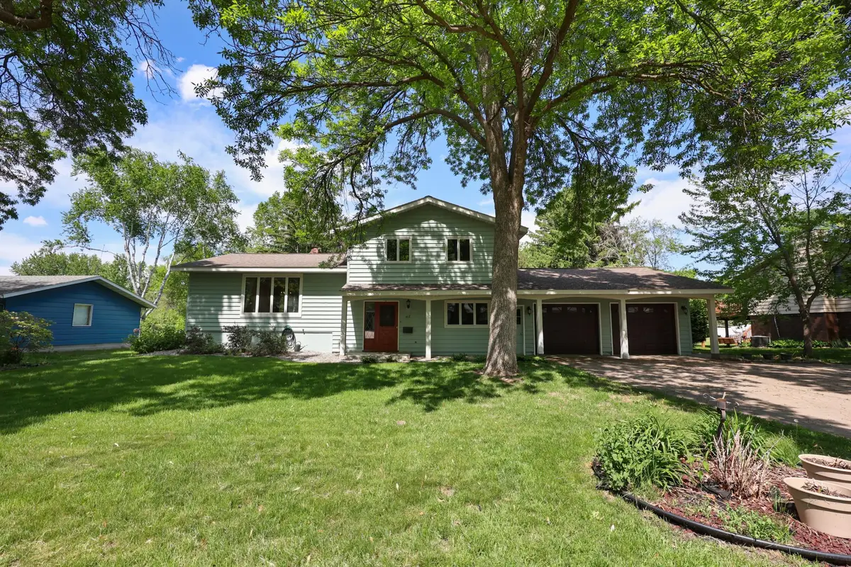 912 3rd Avenue N, Sauk Rapids, MN 56379 - #1