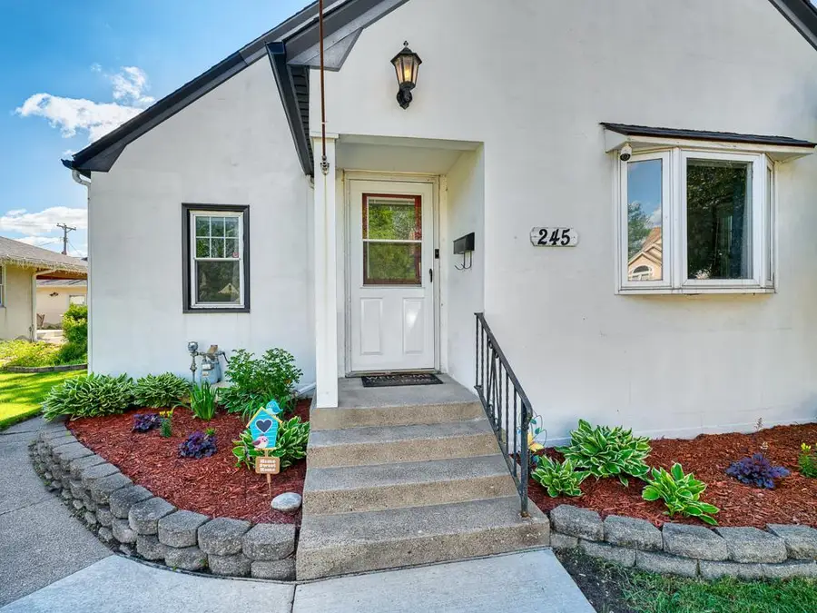 245 5th Avenue S, South Saint Paul, MN 55075 - #3
