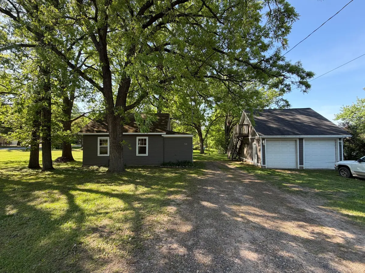 560 3rd Avenue Nw, Milaca, MN 56353 - #1