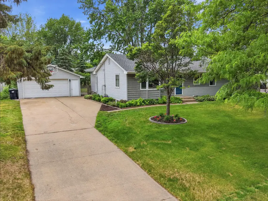 2850 121st Avenue Nw, Coon Rapids, MN 55433 - #3