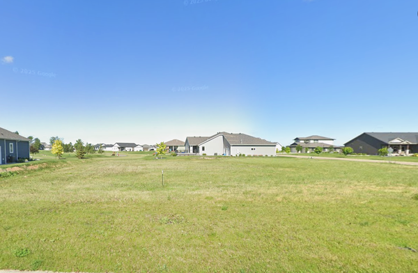 110 Annies Way, Mapleton, ND 58059