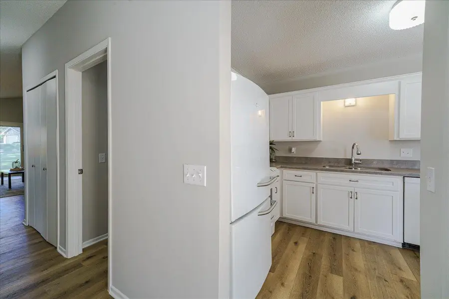 5035 147th Street W, Apple Valley, MN 55124 - #3