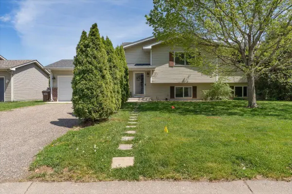 424 Wagon Wheel Circle, Buffalo, MN 55313