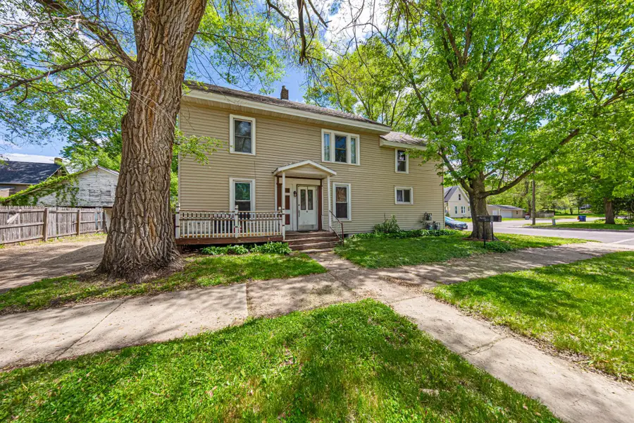 3 6th Avenue Nw, Faribault, MN 55021 - #2