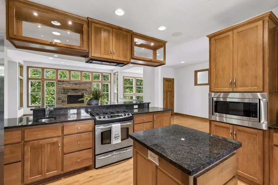 3958 Greystone Ridge, Eagan, MN 55122 - #3