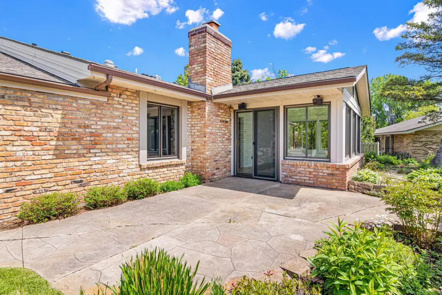 1860 Juneau Lane N, Minneapolis, MN 55447 - #2