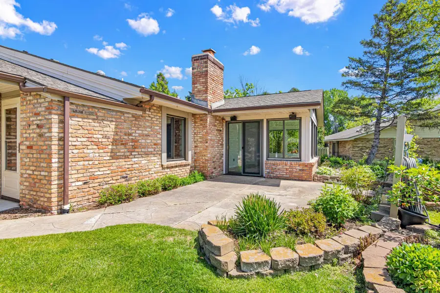 1860 Juneau Lane N, Minneapolis, MN 55447 - #3
