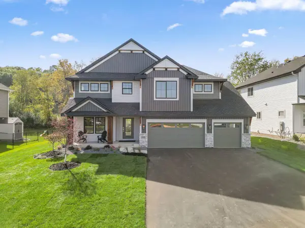 7698 22nd Avenue E, Shakopee, MN 55379