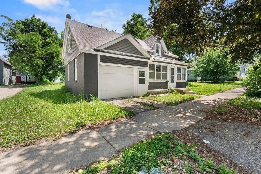 915 3rd Avenue Nw, Faribault, MN 55021 - #3