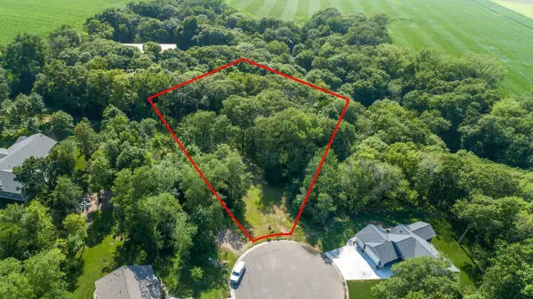 180 Woodland Drive, Henderson, MN 56044
