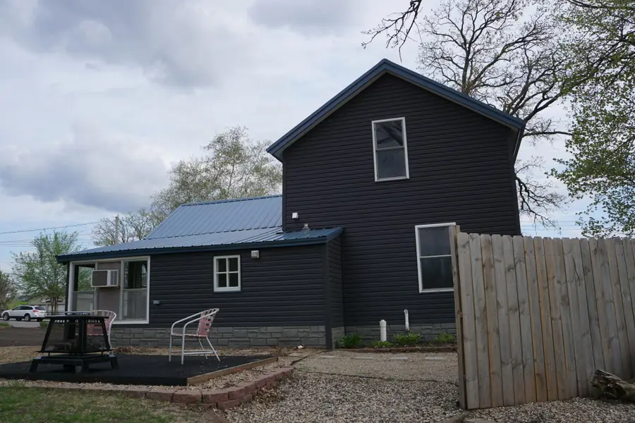 914 2nd Avenue Ne, Long Prairie, MN 56347 - #2