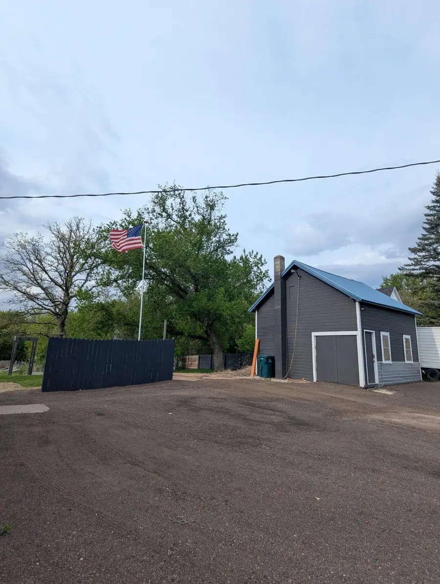 914 2nd Avenue Ne, Long Prairie, MN 56347 - #3