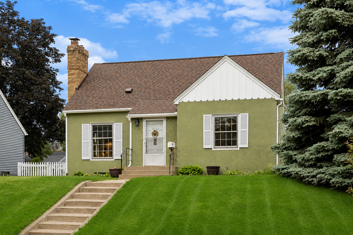 4535 Vincent Avenue N, Minneapolis, MN 55412 - #1