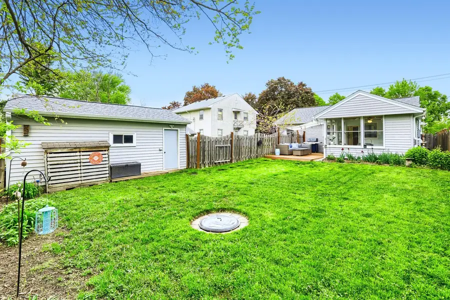 818 Larpenteur Avenue W, Saint Paul, MN 55113 - #3