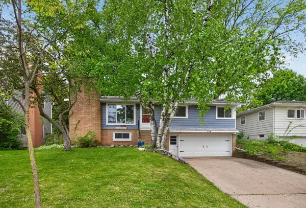 548 22nd Street Ne, Rochester, MN 55906