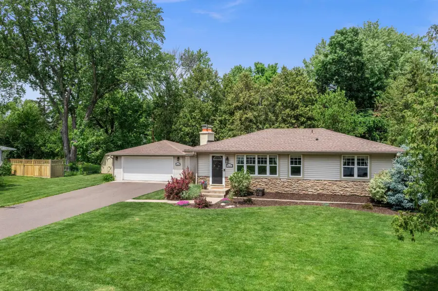 15620 2nd Avenue N, Plymouth, MN 55447 - #2