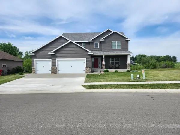 6485 NW Summit Pointe Road Nw, Rochester, MN 55901