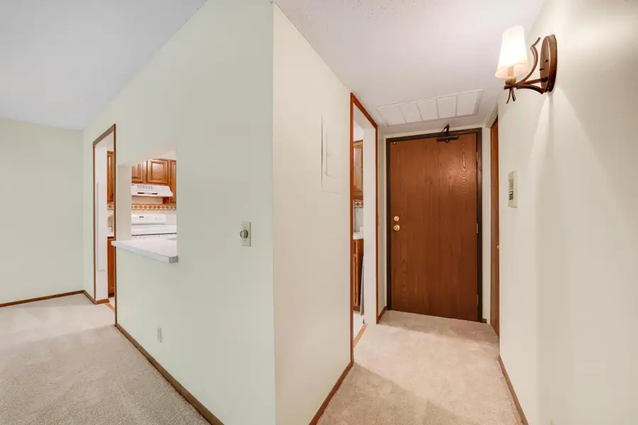 10441 Greenbrier Road #311, Minnetonka, MN 55305 - #2