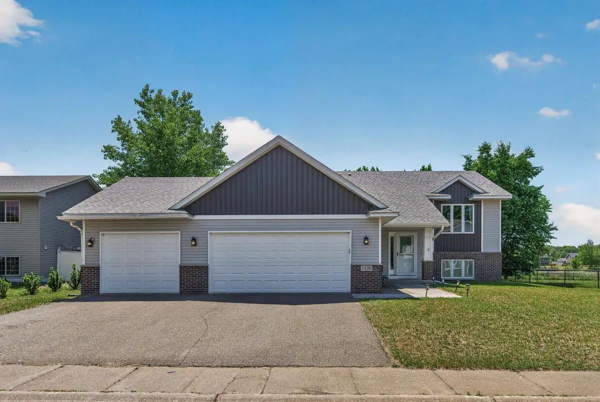 1128 243rd Lane Ne, East Bethel, MN 55005 - #1