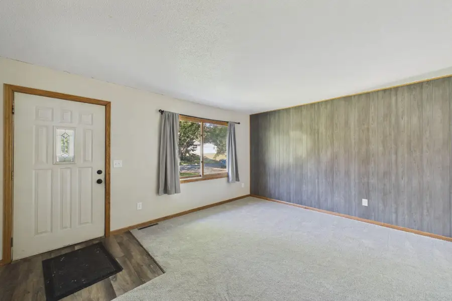 26215 6th Street W, Zimmerman, MN 55398 - #2